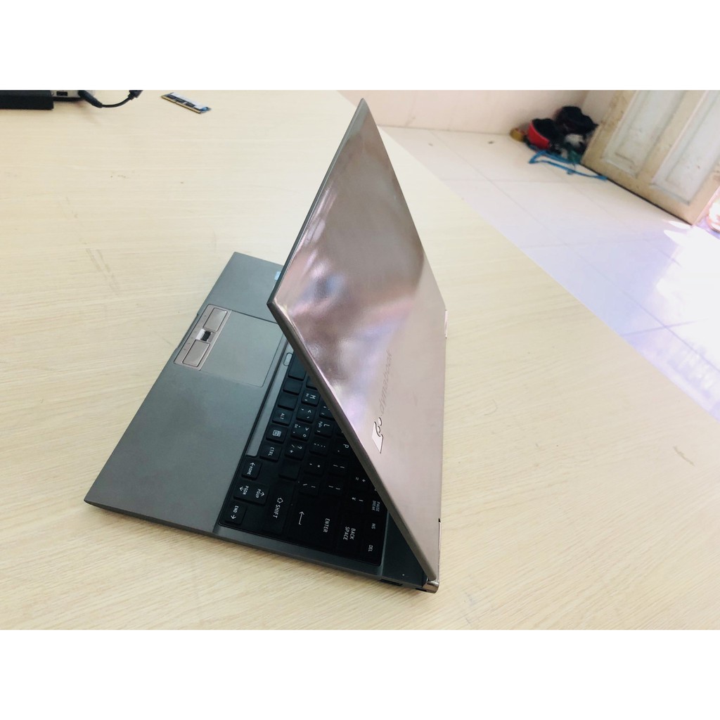 laptop cũ toshiba Z930 i5 ram 4gb ssd 128gb siêu mỏng siêu nhẹ 1.08 kg | BigBuy360 - bigbuy360.vn