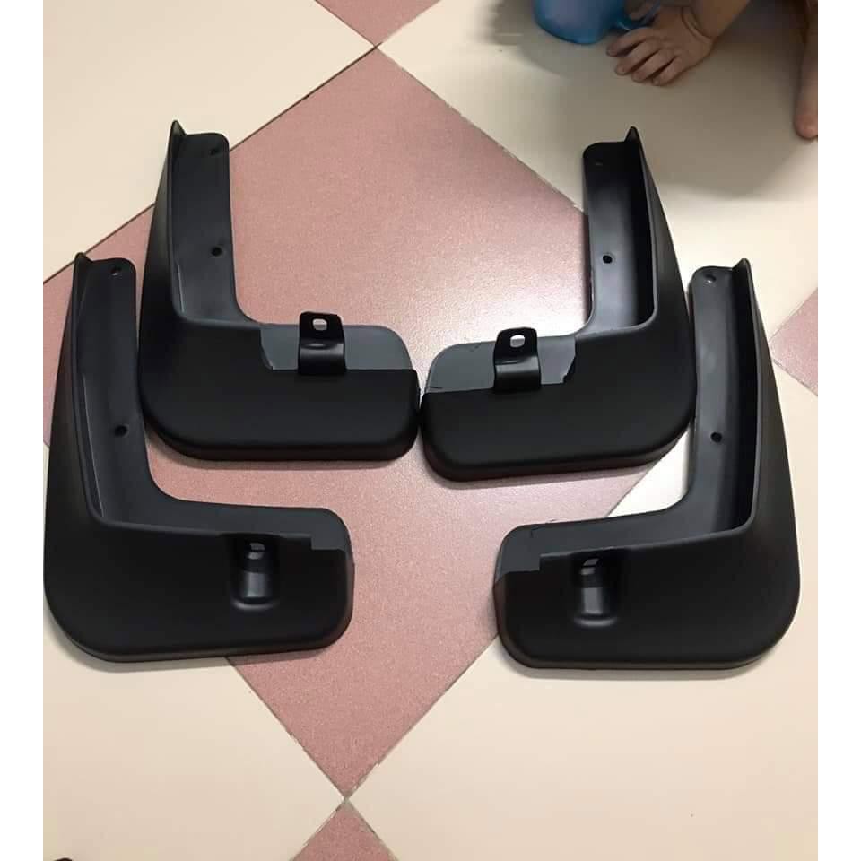 Chắn bùn bánh theo xe Xpander 2018-2023