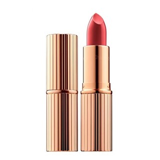 Son Charlotte Tilbury