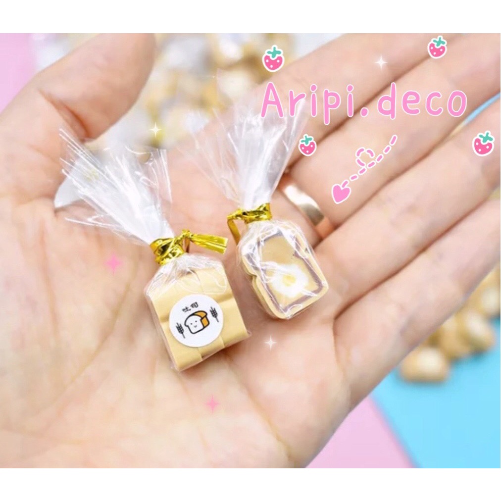 Charm bánh mì sandwich trứng rán xinh xắn /Nguyên liệu làm phụ kiện handmade vòng tay / resin/ B1