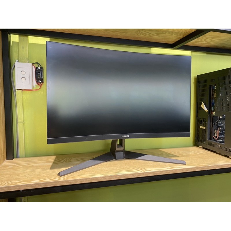 MÀN HÌNH ASUS VG27VH1B 165HZ FULL BOX 27 CONG PHUN VIỀN CÒN BH DÀI