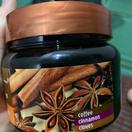 Tẩy tế bào chết toàn thân cà phê hương quế làm sạch da dưỡng da trắng mịn giúp body mềm mại, săn chắc 380g | BigBuy360 - bigbuy360.vn