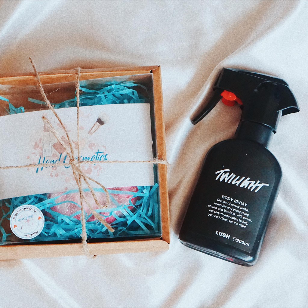 XỊT TOÀN THÂN LUSH - TWILIGHT BODY SPRAY ( BILL ANH ) | BigBuy360 - bigbuy360.vn