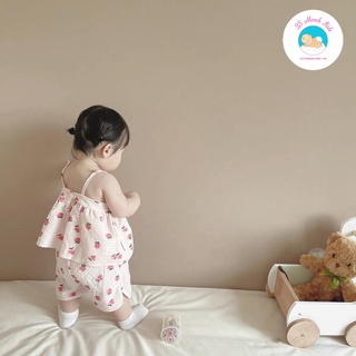 Bộ đồ 2 dây gấu + dâu cho bé gái