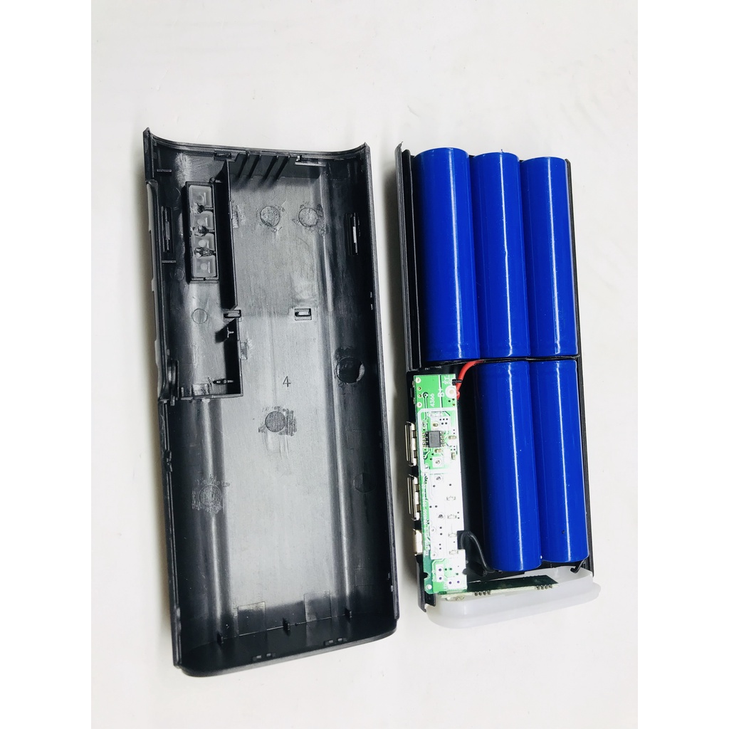 Box sạc dự phòng pin 18650 kèm mạch