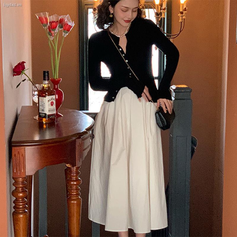 Váy thời trang phong cách retro xinh xắn dành cho nữ 2021
