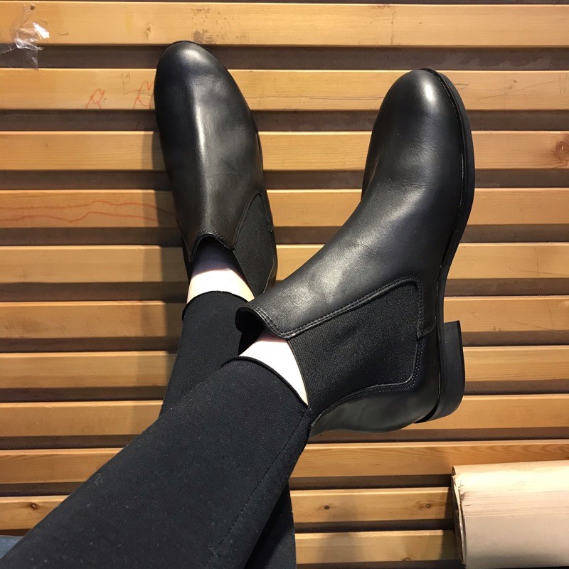 Giày boots ZARA da thật cổ ngắn