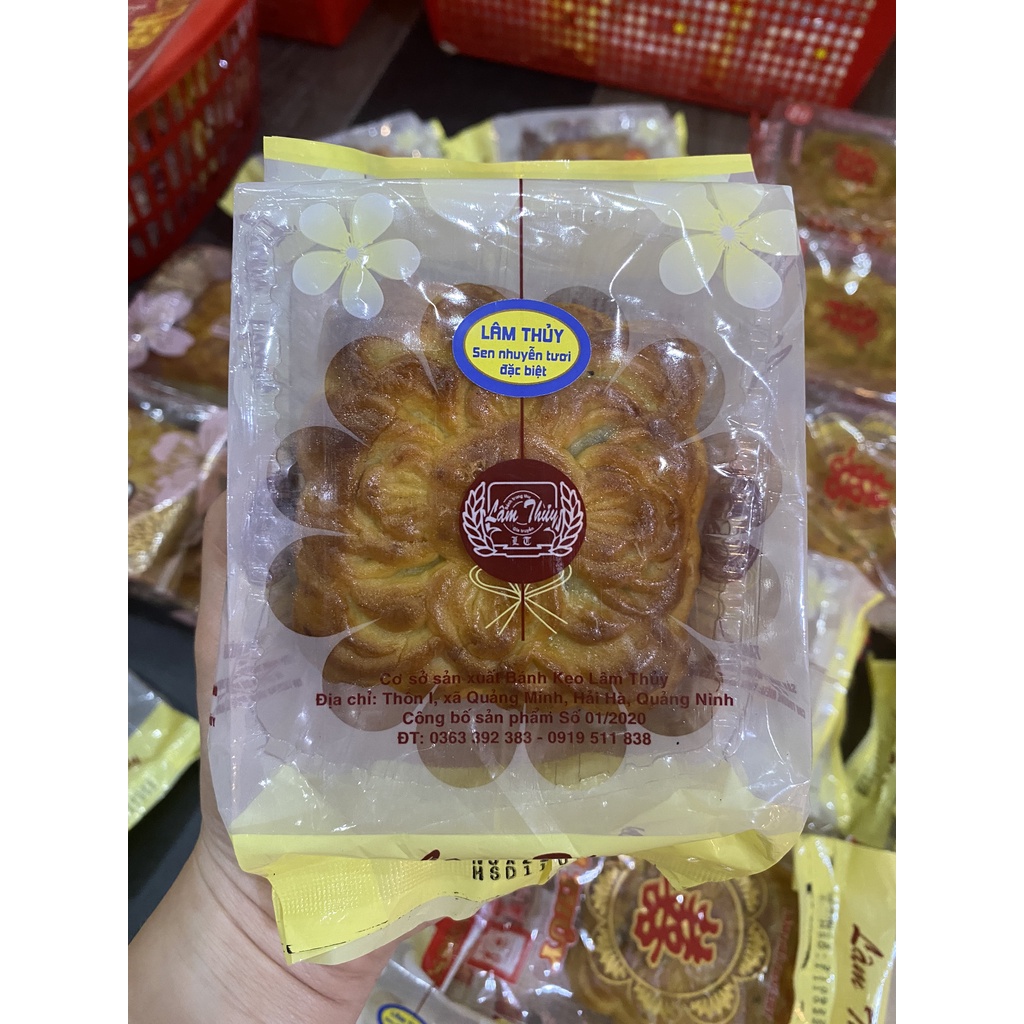 Bánh trung thu Lâm Thuỷ nhân Sen Nhuyễn 220g