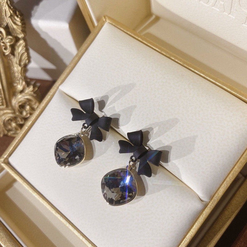 Khuyên Tai Cao Cấp Đính Nơ Đỏ Phong Cách Thời Trang 2022 Dành Cho Nữ