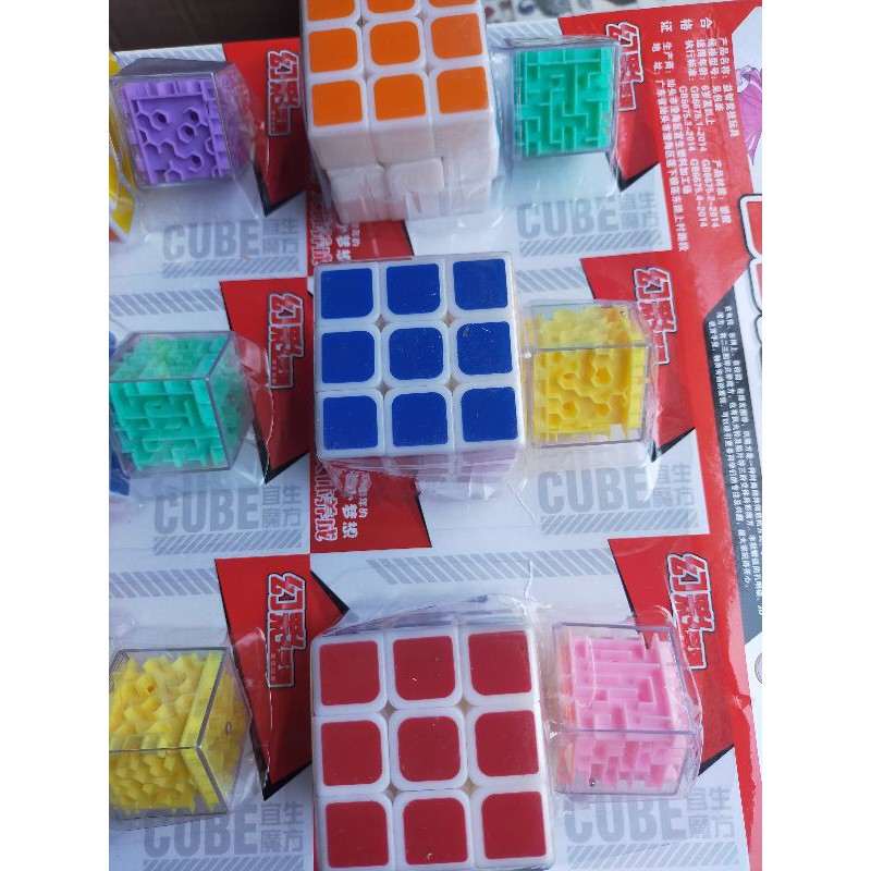 Sỉ vỉ 9 rubik  tặng như hình