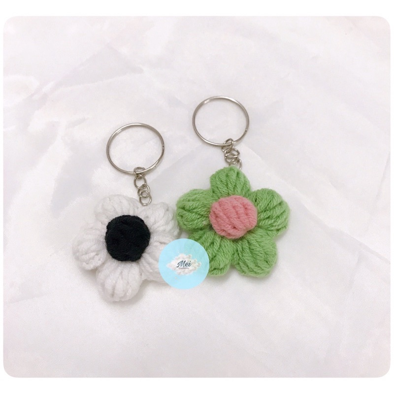 MÓC KHOÁ PIN CÀI BÔNG HOA LEN MÓC XINH YÊU- móc khoá handmade