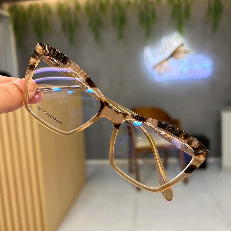 Mắt Kính Gọng Hình Bướm Thời Trang Cho Nữ