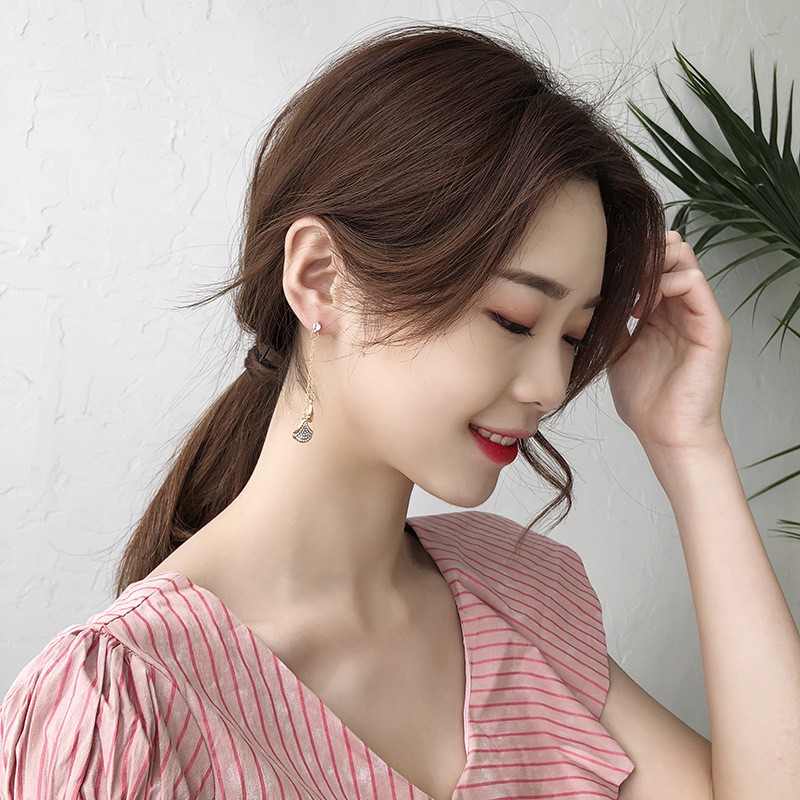 Bông tai hình quạt dài chất sáng long lanh siêu xinh - Khuyên tai nữ hình quạt BT167