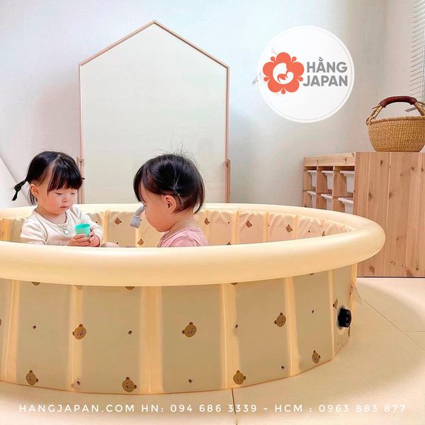 Bể bóng gấp gọn màu kem họa tiết gấu kích thước 35*120 dùng làm bể bơi, quây cũi cho bé