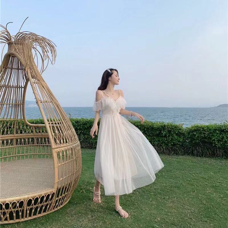 [Mã FADIRECT20 giảm 20K đơn 150K] Đầm Hai Dây Dáng Dài Phối Lưới Kiểu Thần Tiên Dễ Thương | BigBuy360 - bigbuy360.vn