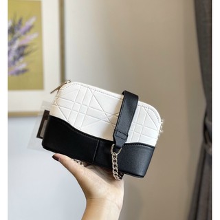 Túi Đeo Chéo Cầm Tay LYN