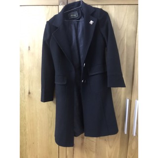 Thanh lý áo dạ dài size M, của Nem, dáng dài đến gối, dạ lì,mới 100/100, bán 399k,chưa mặc lần nào, tặng túi như hình…