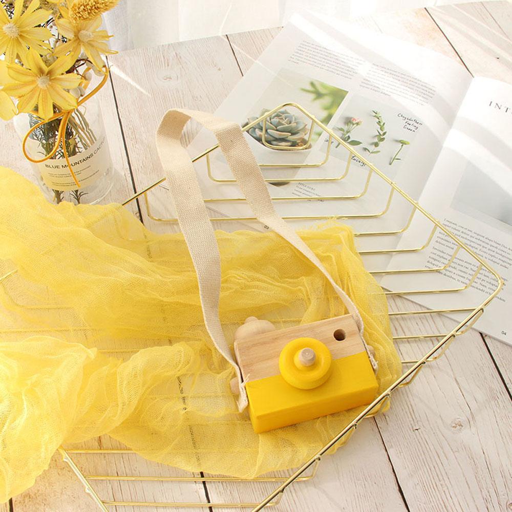 Máy Ảnh Gỗ Tự Nhiên An Toàn Cho Bé