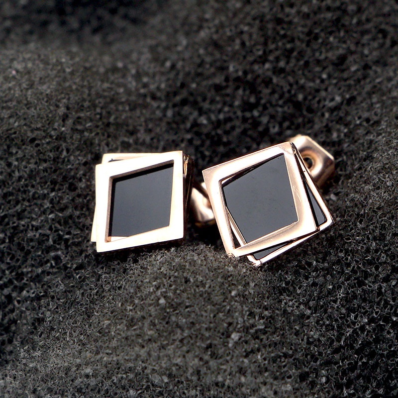 Bông tai nữ titan 2 màu - Cam kết không bay màu