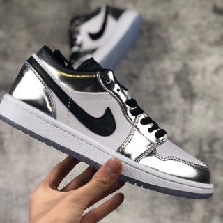 Giày Nike air Jordan 1