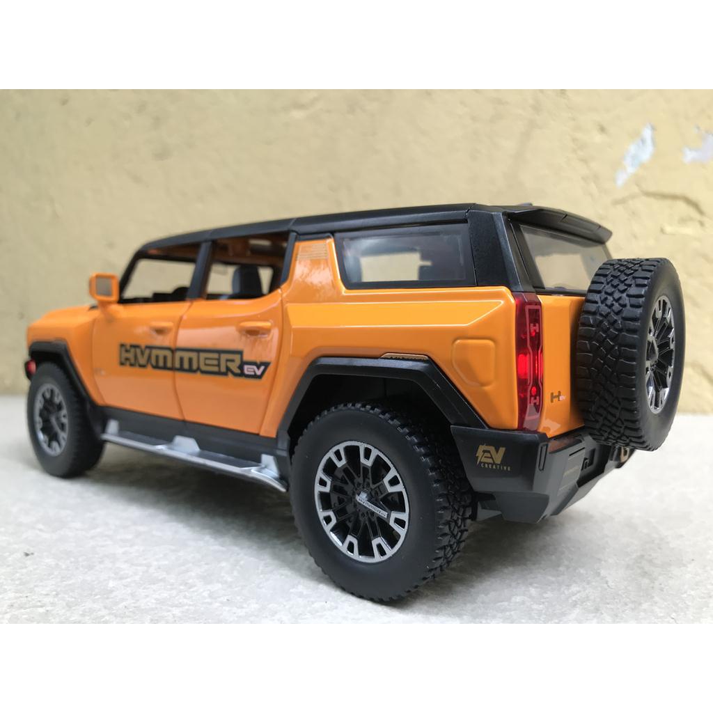 Mô hình xe GMC HUMMER EV 2024 - 1:24