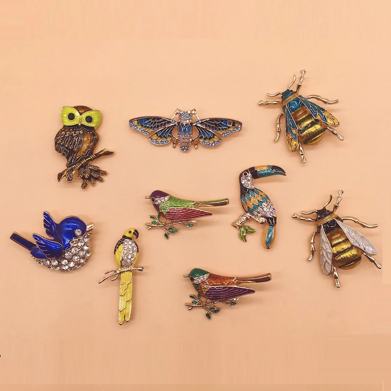 Ghim Cài Áo Hình Bọ Cánh Cứng/Bướm/Bướm Dễ Thương Vui Nhộn Cho Nam Và Nữ
