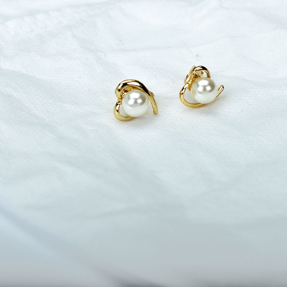 Khuyên kẹp vành tai hình trái tim đính ngọc trai nhân tạo thời trang cho nữ