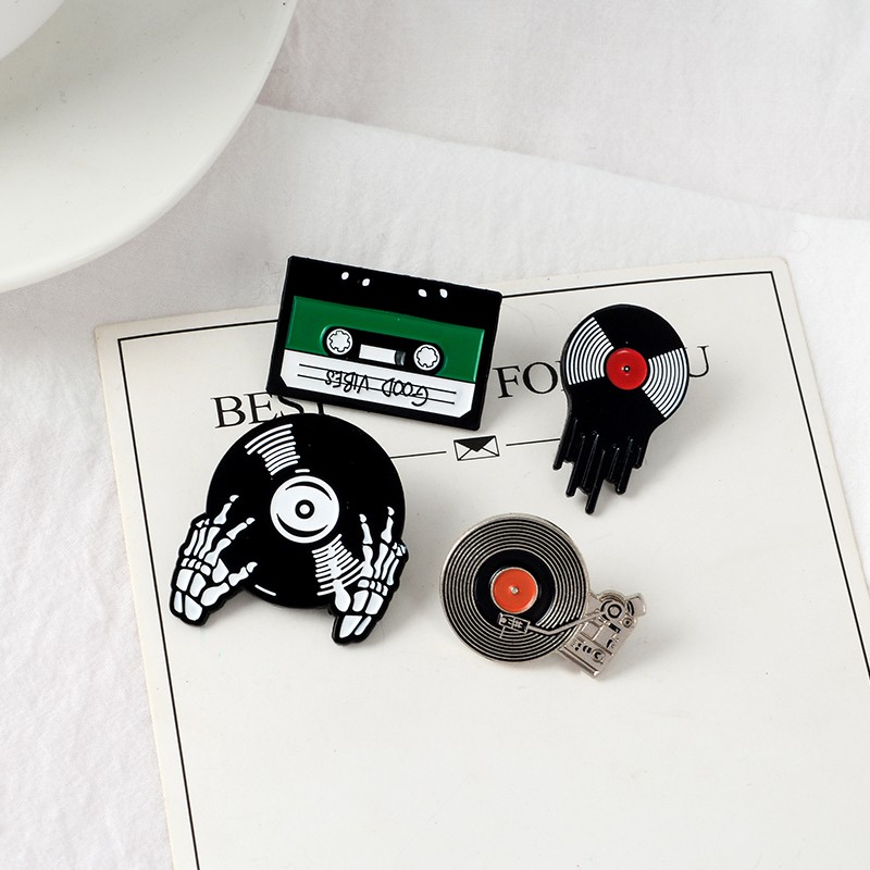 Ghim cài áo QIHE JEWELRY tráng men thiết kế phong cách DJ độc đáo