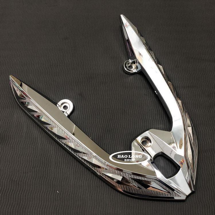 ỐP CẢNG SAU XI INOX GẮN VARIO 2018,2019
