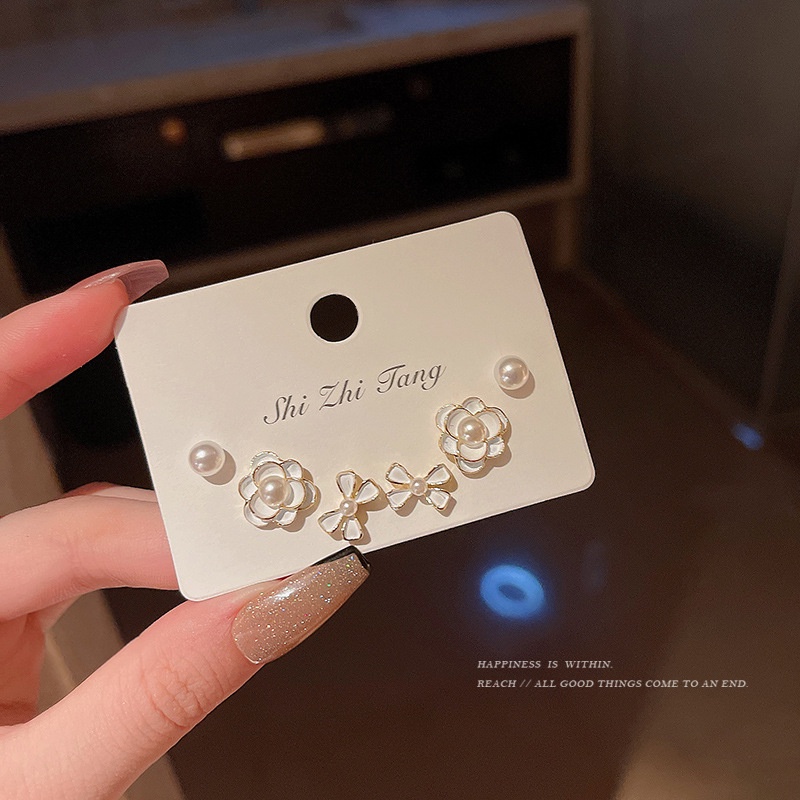 Bộ Khuyên Tai Cao Cấp Đính Nơ Hoa Trà Và Ngọc Trai Phong Cách Đơn Giản Dễ Phối Đồ