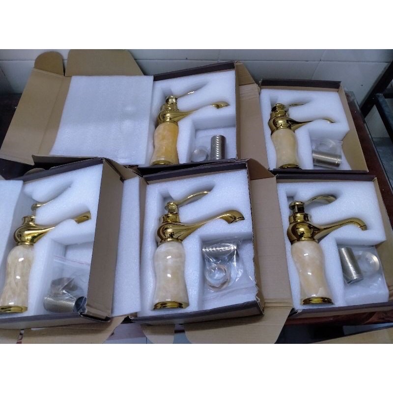 Vòi đá cao cấp 20cm