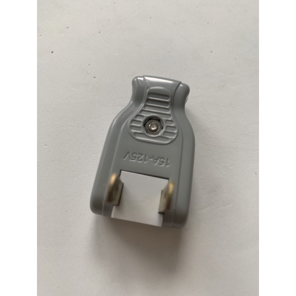 Phích cắm 2 chân dẹt xoay gật gù 180 độ JET cao cấp xuất Nhật 3300W 220V