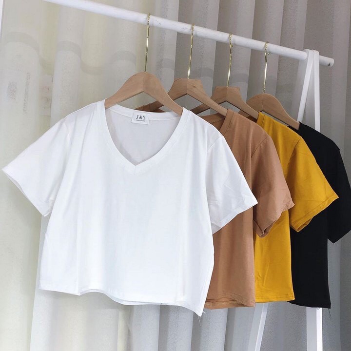 Áo croptop cổ tim cá tính