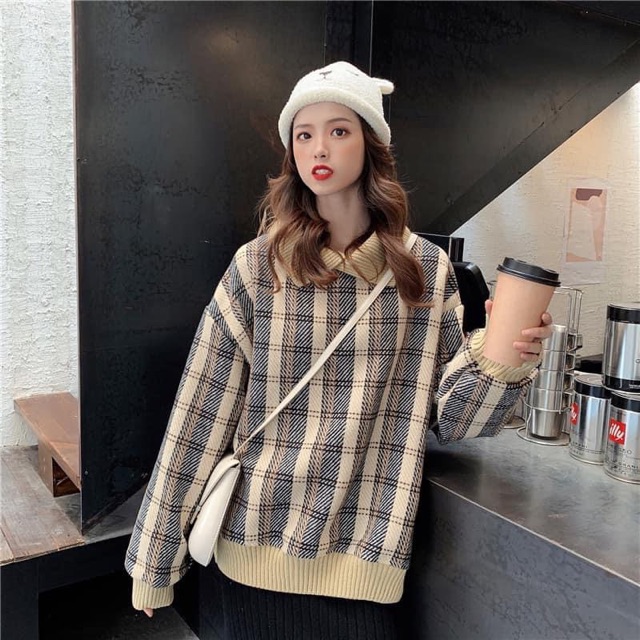 Áo len kẻ xinh