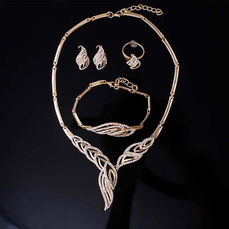 Bộ Trang Sức Đính Đá Xinh Xắn Dành Cho Nữ