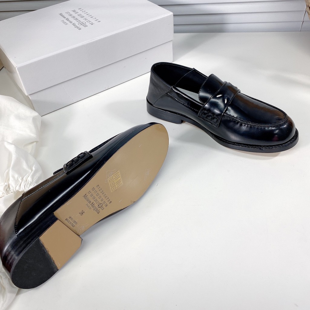 Giày oxford da thật cao cấp Maison Margiela thiết kế cá tính và thanh lịch | BigBuy360 - bigbuy360.vn