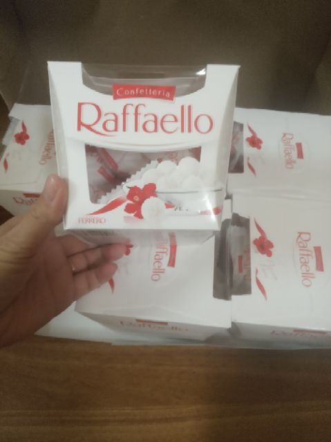 KẸO DỪA RAFFAELLO NGA