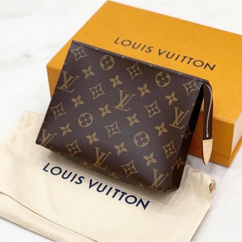 Em túi lv siêu xinh siêu đẹp fullbox size 15cm