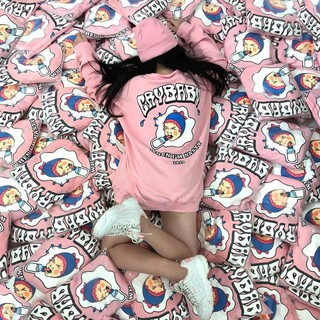 Sweater CryBaby xinh vô đối
