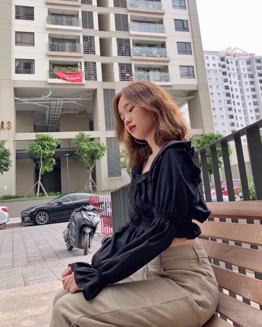 Áo kiểu croptop viền bèo (ảnh thật riêng áo)