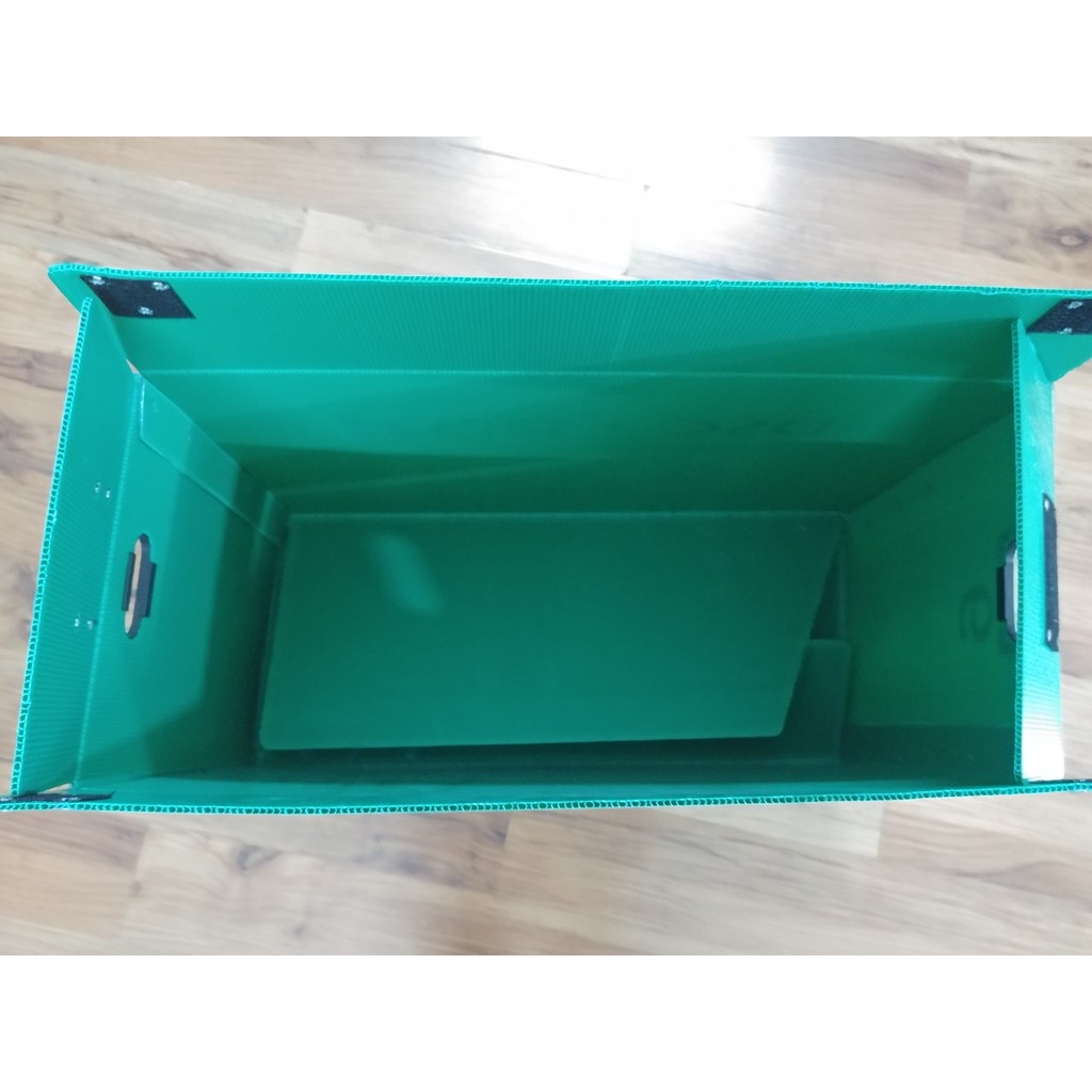 Thùng Nhựa Danpla 650x300x460x4mm Màu Lục