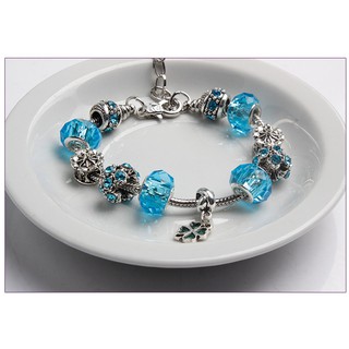 Vòng charm phong thủy cả lá may mắn