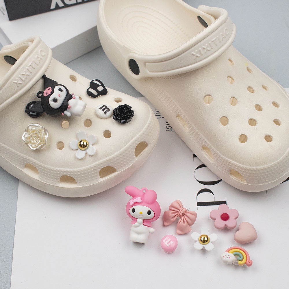 Phụ Kiện Giày Crocs Hình Hoa Dễ Thương Cho Bé Charms