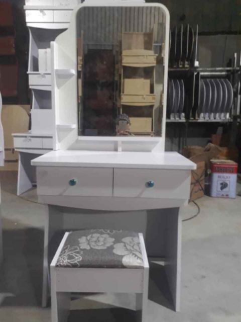 BÀN TRANG ĐIỂMship Shopee