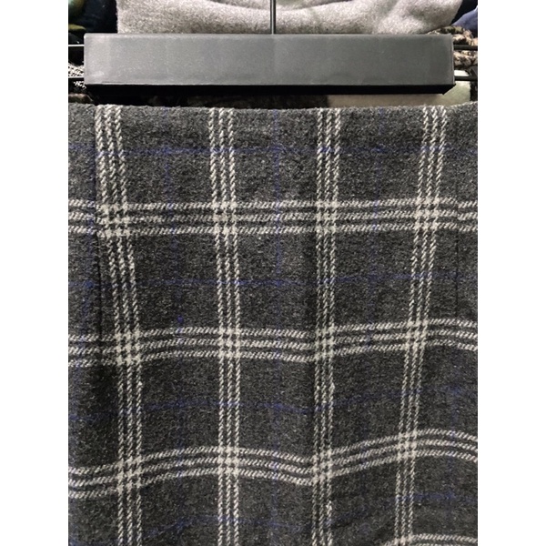 Chân váy chữ a sọc caro