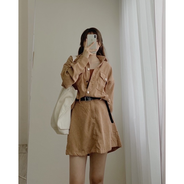 Set áo sơ mi nhung gân cúc nhôm form rộng 532 kèm váy chữ A cạp chun sau