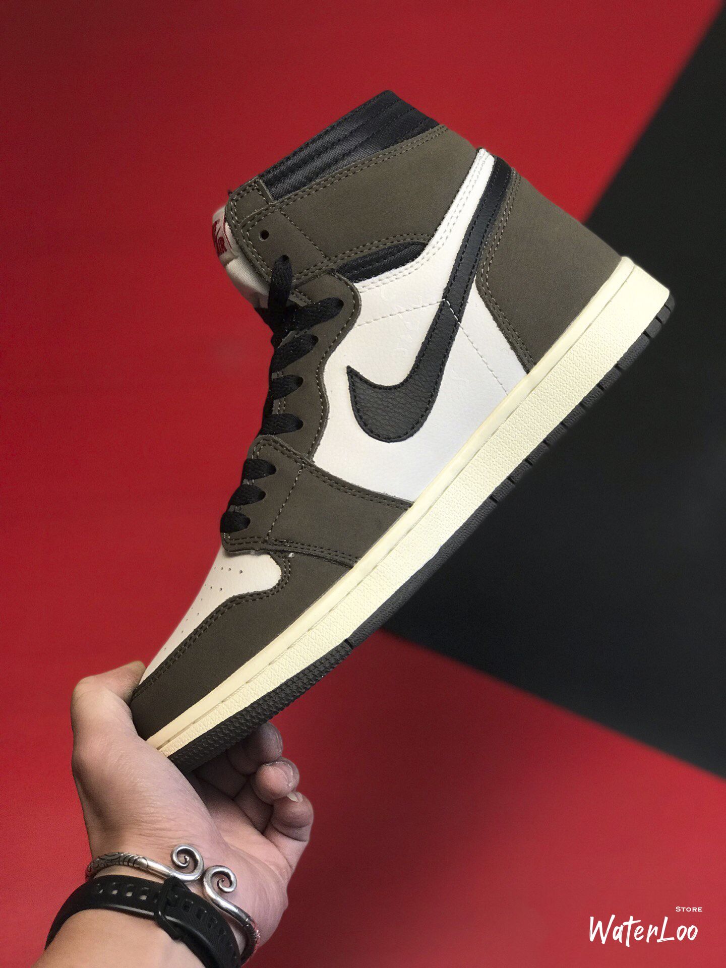 [FREESHIP+HỘP+QUÀ] Giày Thể Thao Sneakers Sneakers AIR JORDAN 1 Retro High Travis Scott Xám nâu | BigBuy360 - bigbuy360.vn