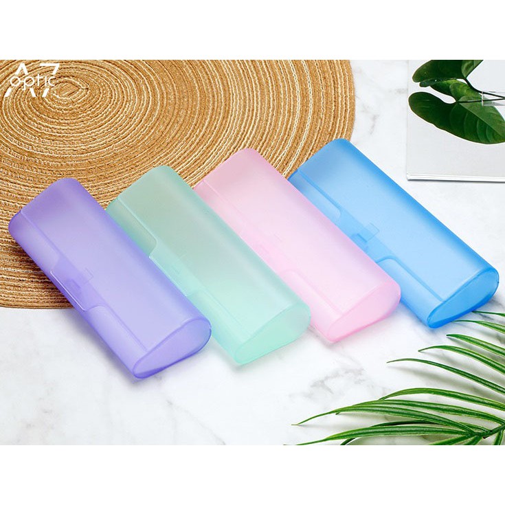 Hộp đựng kính chống sốc - [Tặng kèm khăn lau kính microfiber]