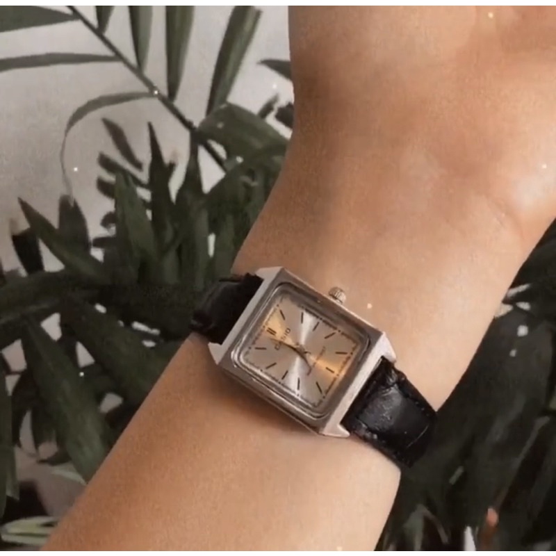 Đồng hồ nữ mặt vuông dây da thời trang kiểu dáng Basic mang hằng ngày DHC1 LOUSMORE
