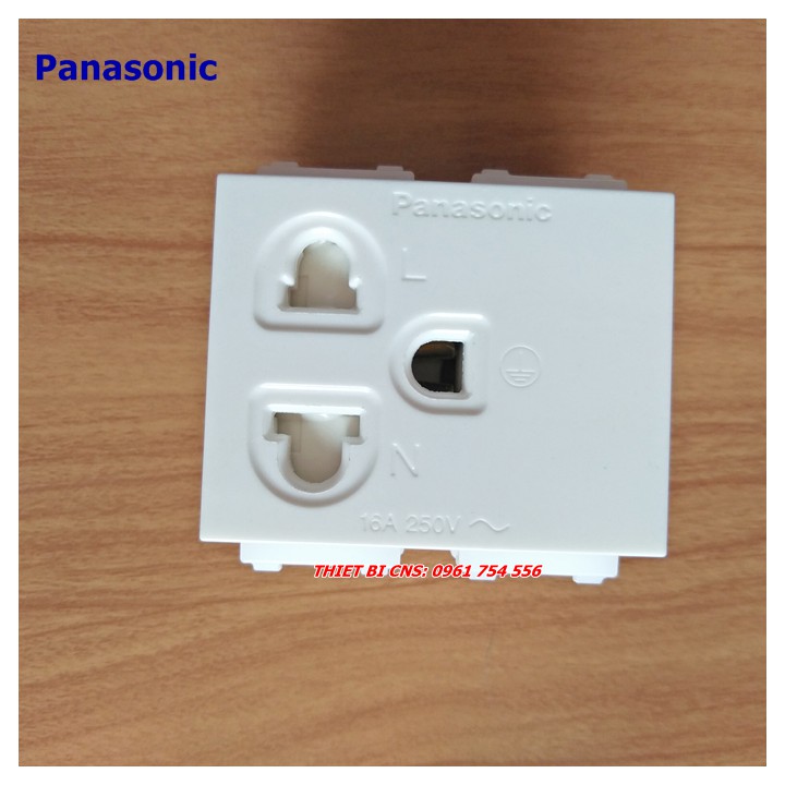 Ổ cắm Đơn - Đôi 2 chấu, 3 chấu Panasonic - Dòng Wide Series - Chính hãng